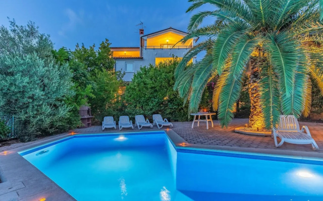 Stunning Home in Pula With Wifi and 3 Bedrooms