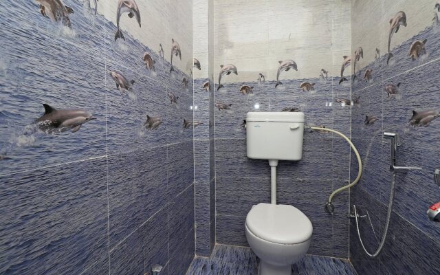 Anmol Plaza by OYO Rooms