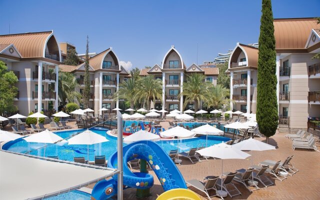 Quattro Beach Spa & Resort Hotel