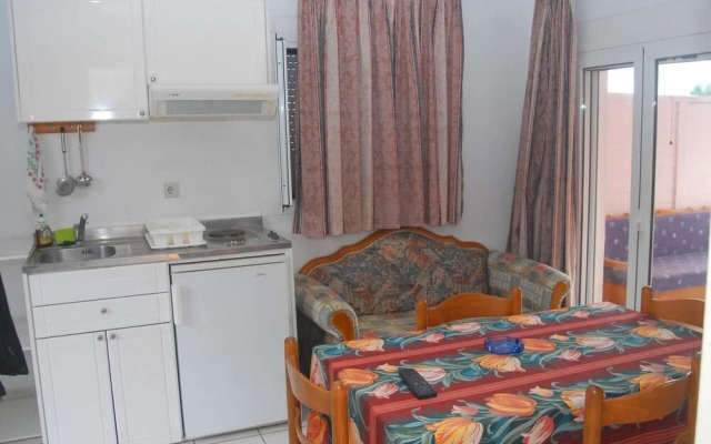 Amazona Apartments and Studios