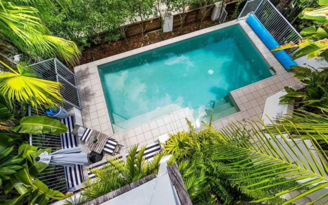 Peregian Beach Holiday House & Resort Pet Friendly