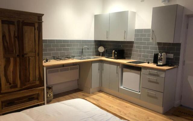 21 Frederick Street Apartment