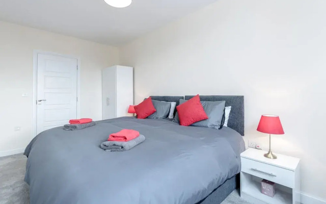 Harrow City Apartment