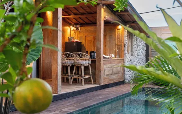 Seseh Beach Retreat Villas