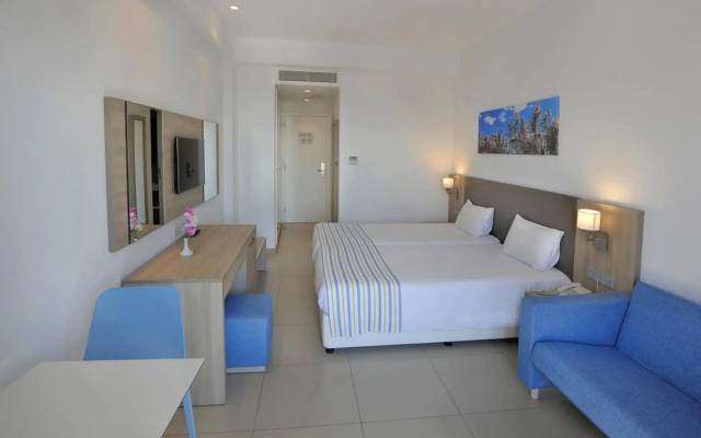 Nissiana Hotel