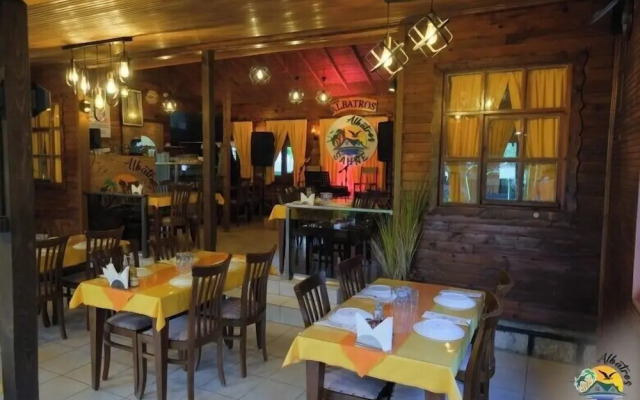 Abana Albatros Bungalow ve Restoran