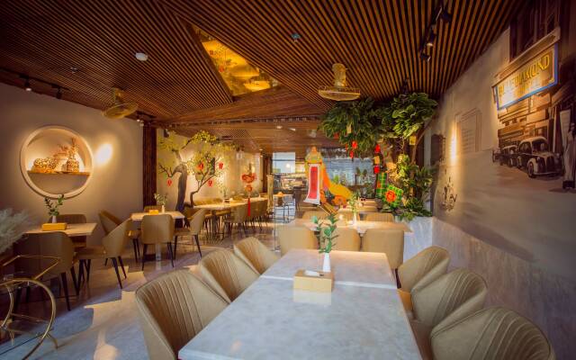 Blue Diamond New Hotel