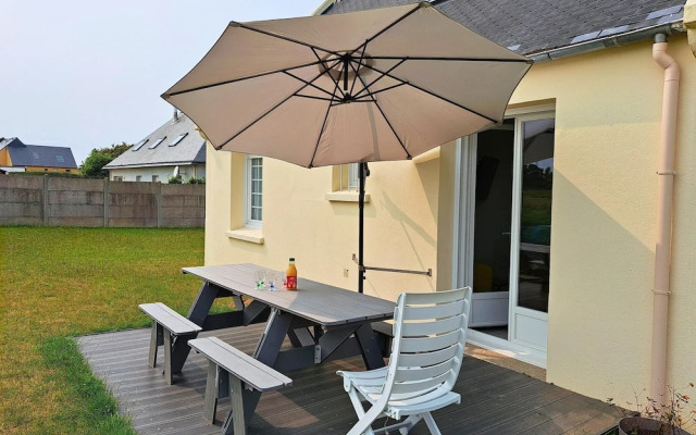 Comfortable Holiday Home Near the Beach