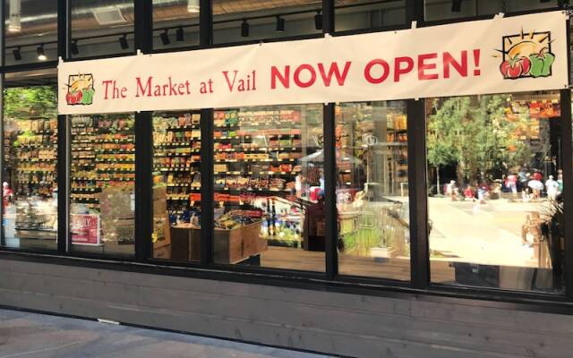 #408 Vail International