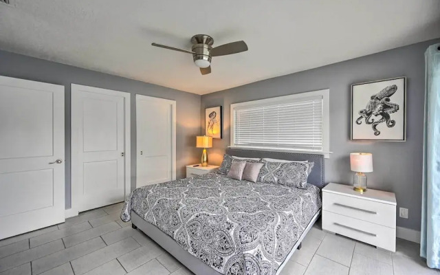 Remodeled Naples Getaway w/ Pool ~ 1 Mi to Beach!
