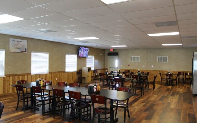 Target Hospitality - Carlsbad Lodge