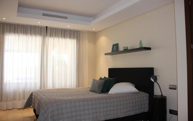 2 Beds Apartment with Private Pool
