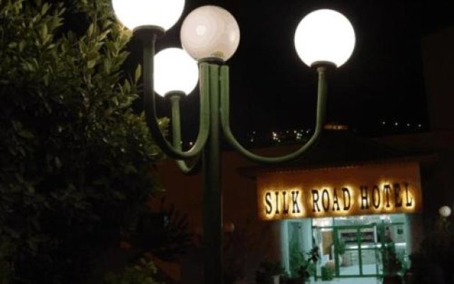 Silk Road Hotel