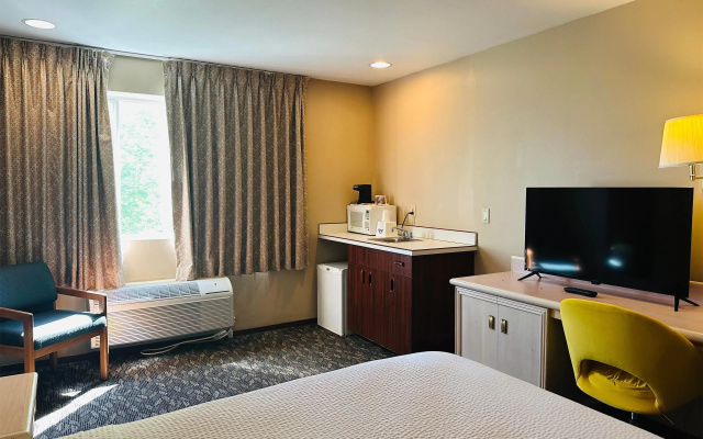 Days Inn by Wyndham Seatac Airport