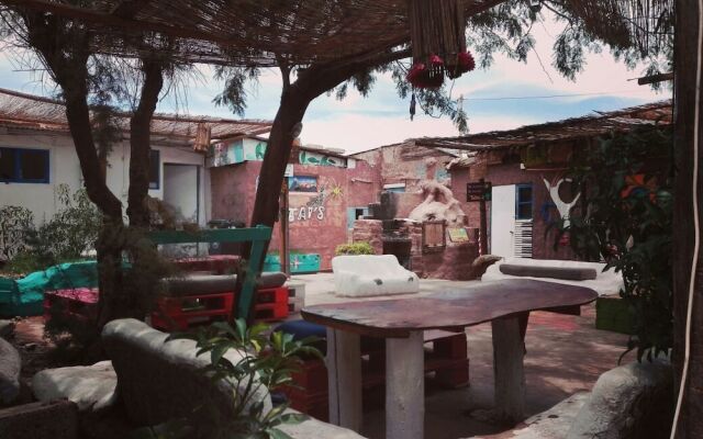 Hostal Atacama Tatais - Hostel