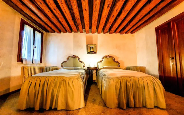 Villa Foscolo - Luxury Rooms & Apartments