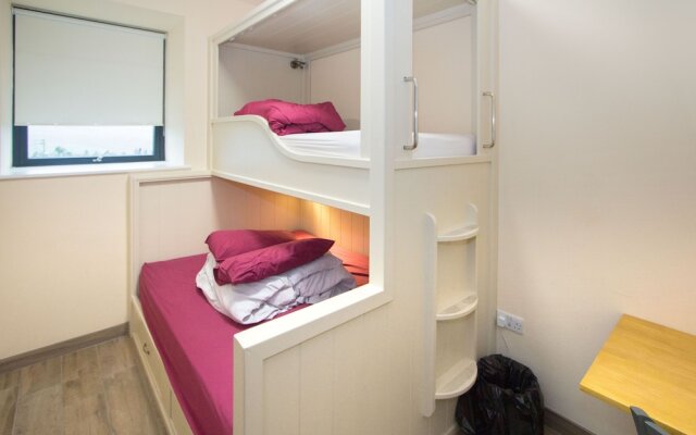 Canolfan Y Fron - Hostel