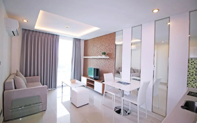 Amazon Residence Pattaya Sunny Rentals