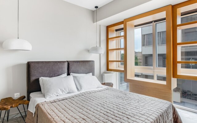 Sanders Old Port - Charming 1-bdr. Apt. w/ Balcony
