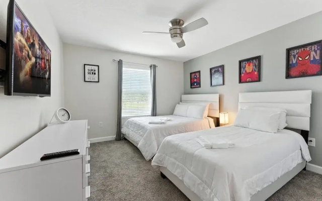 Comfort Stay With Pool Near Attractions