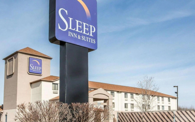 Sleep Inn & Suites Near I-90 and Ashtabula