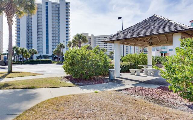 Palacio Condominiums