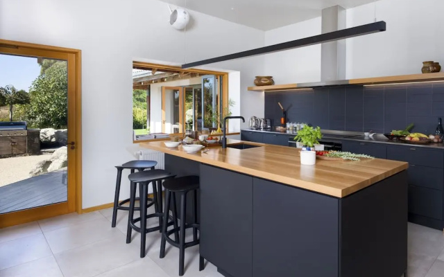 Kumiko's Guest House
