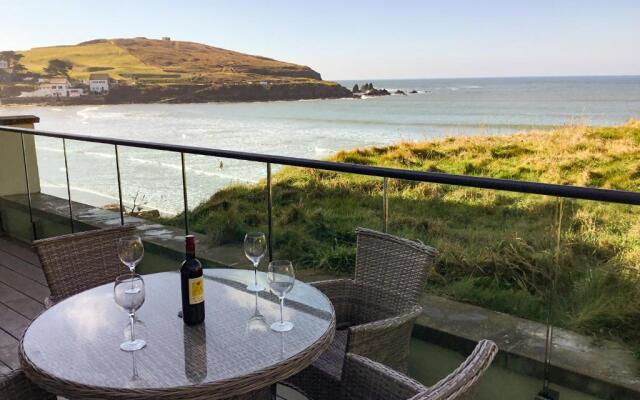 19 Burgh Island Causeway