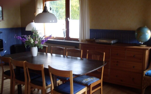 Beautiful Home in Medebach-düdinghausen With 6 Bedrooms and Wifi