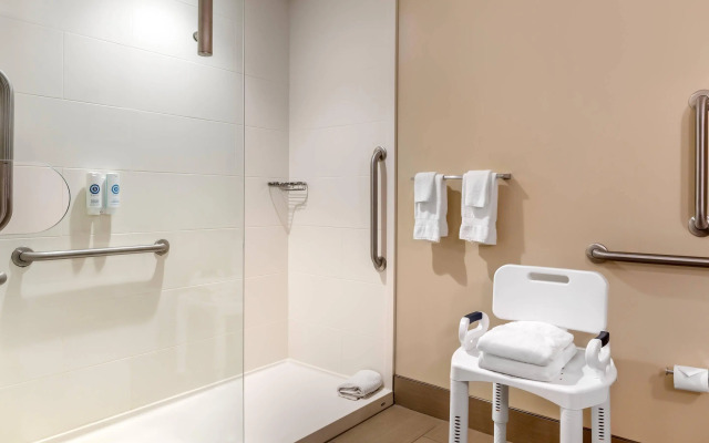 Comfort Suites Florence - Cincinnati South