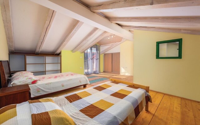 Stunning Home in Rovinj With Wifi and 5 Bedrooms