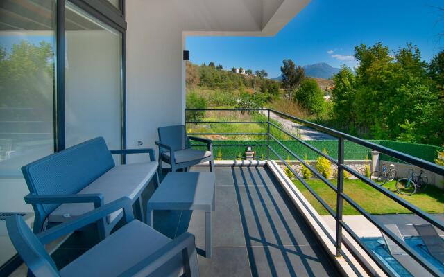 Marvelous Villa With Pool and Jacuzzi in Fethiye