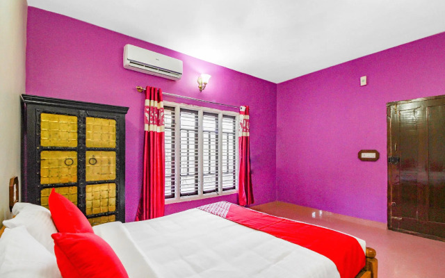 OYO 11961 Breezee Homes