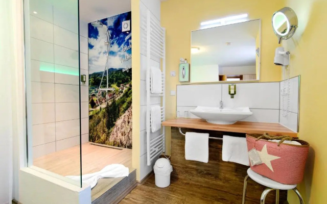 Holzschuh Schwarzwaldhotel