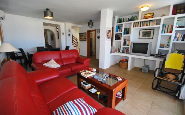 065 Villa Oasis