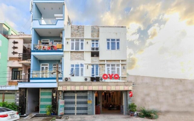 OYO 521 Hoang Anh Hotel
