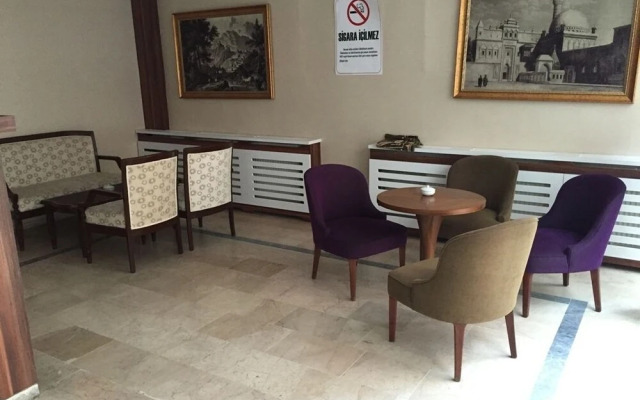 Cenas Hotel