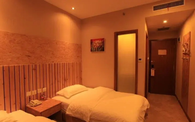 Yihao Business Hotel