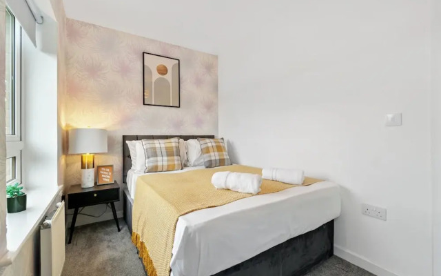 Cosy Retreat in Ashford - Great Location