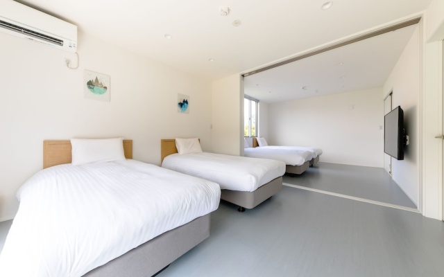 Frame View Mt.Fuji Villa East – Guest Rooms – Fujikawaguchiko