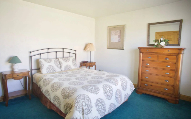Settlement Inn & Lavender Spa