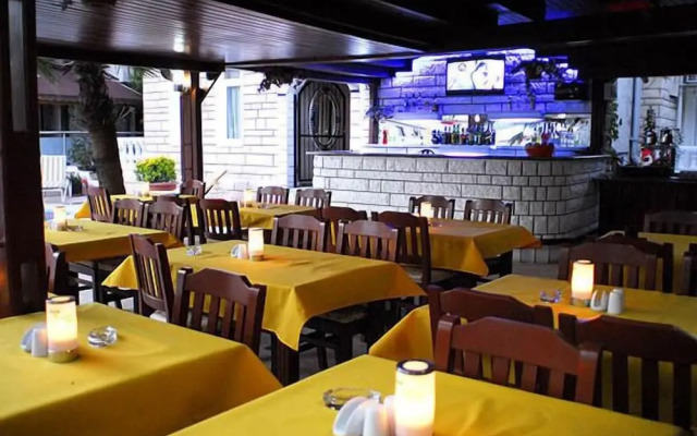 Butik Isabel Hotel