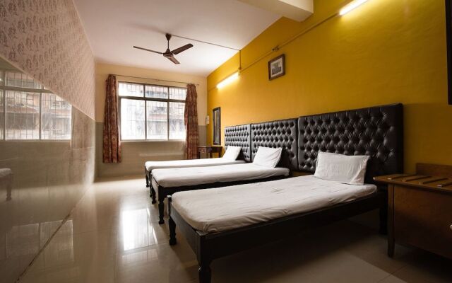 SPOT ON 6991 Hotel Poonam