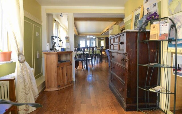 Auberge sur le Fleuve