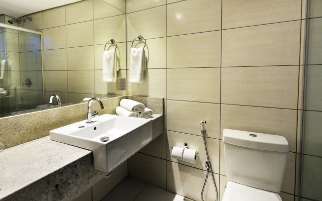 H Hotel