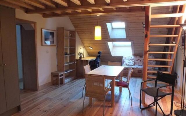 Loft Glacier Station