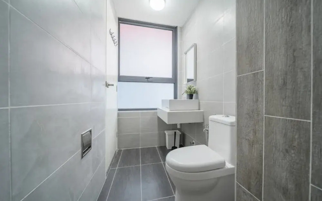 OYO Home 89392 Incredible 2br Arte Plus