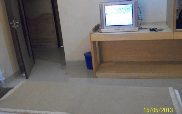 Hotel Aishwarya Lodging