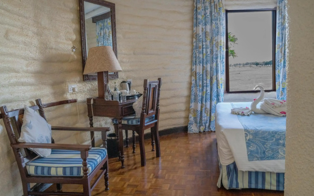 Salt Lick Safari Lodge