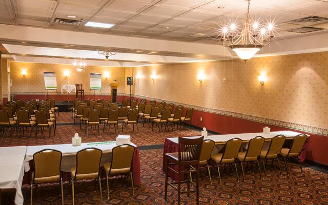 Holiday Inn LaGuardia Airport